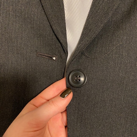 H&M women’s fitted blazer in Smokey gray - Picture 5 of 6